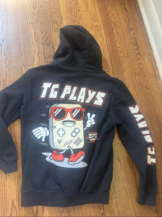 Black Pullover Hoodie with 'TG PLAYS' Sleeve Graphics - Picture 3 of 3